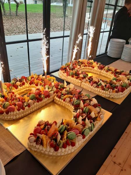 gâteau d'anniversaire d'entreprise Orangerie de Rajat Saint Pierre de Chandieu