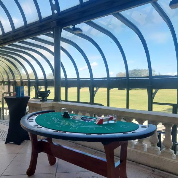 Le spécialiste de l'animation Casino pour vos événements sur la région Rhône Alpes ESPRIT POKER