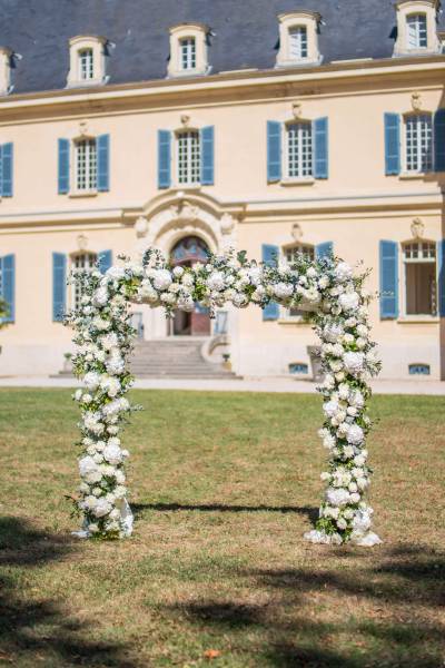 arche cérémonie laïque mariage chic et romantique rajat