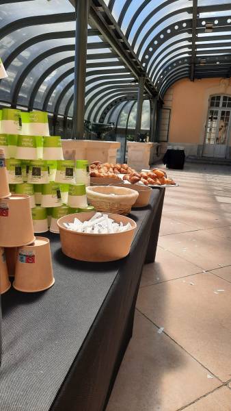 Brunch sous la verrière du château de Rajat Lyon